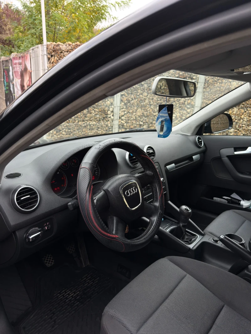 Audi A3 1.6 TDI, снимка 10 - Автомобили и джипове - 52053833