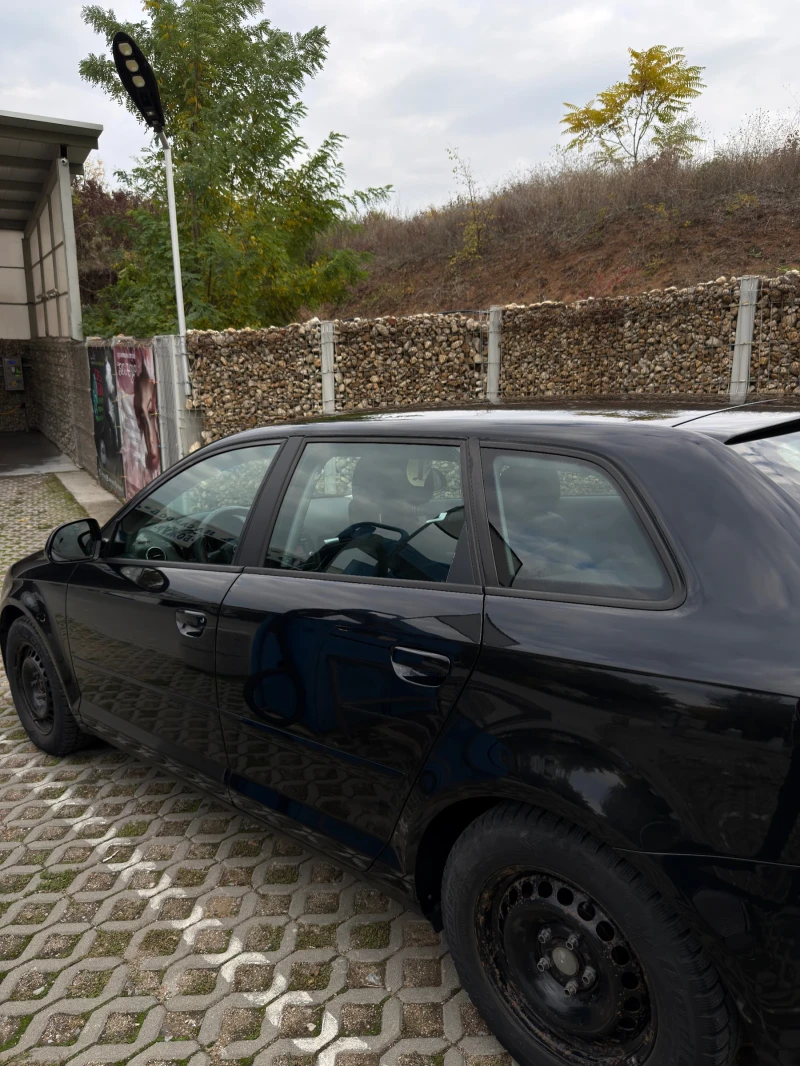 Audi A3 1.6 TDI, снимка 6 - Автомобили и джипове - 52053833