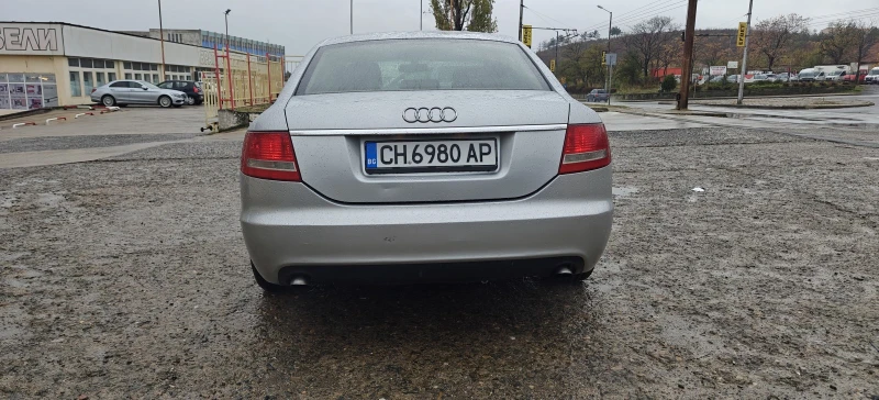 Audi A6 Седан2.0Д-Ръчка, снимка 6 - Автомобили и джипове - 52319224