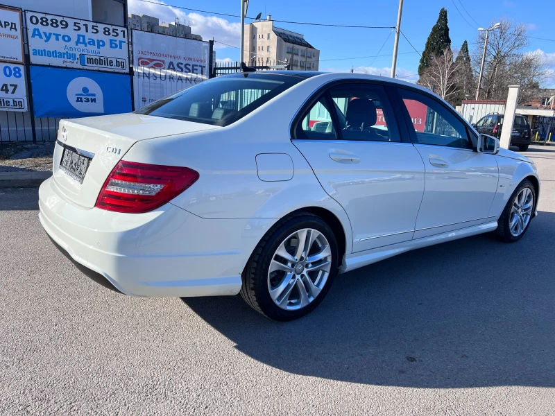 Mercedes-Benz C 220 D FACELIFT AMG ПАНОРАМА АВТОМАТ НАВИ КОЖА ТОП , снимка 4 - Автомобили и джипове - 52944002