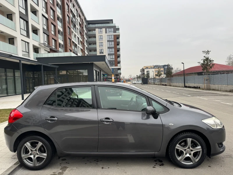 Toyota Auris 1, 33 VVT-i* НАВИГАЦИЯ* 2009 г* 6 СКОРОСТИ, снимка 5 - Автомобили и джипове - 53174425