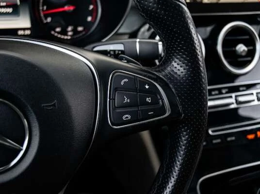 Mercedes-Benz C 400 | AMG| NAV| PANOROOF| B.SPOT| CLEAN CARFAX, снимка 17 - Автомобили и джипове - 53448503