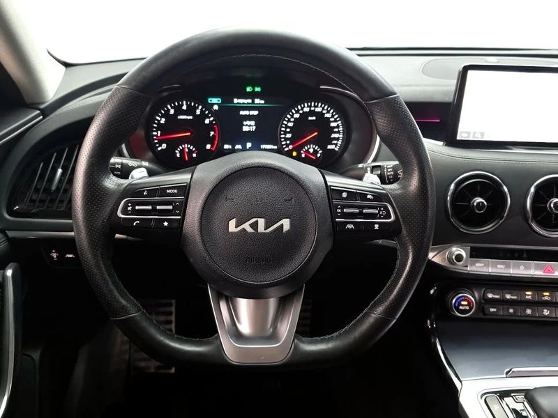 Kia Stinger 2.5 Automatic, снимка 13 - Автомобили и джипове - 55880057