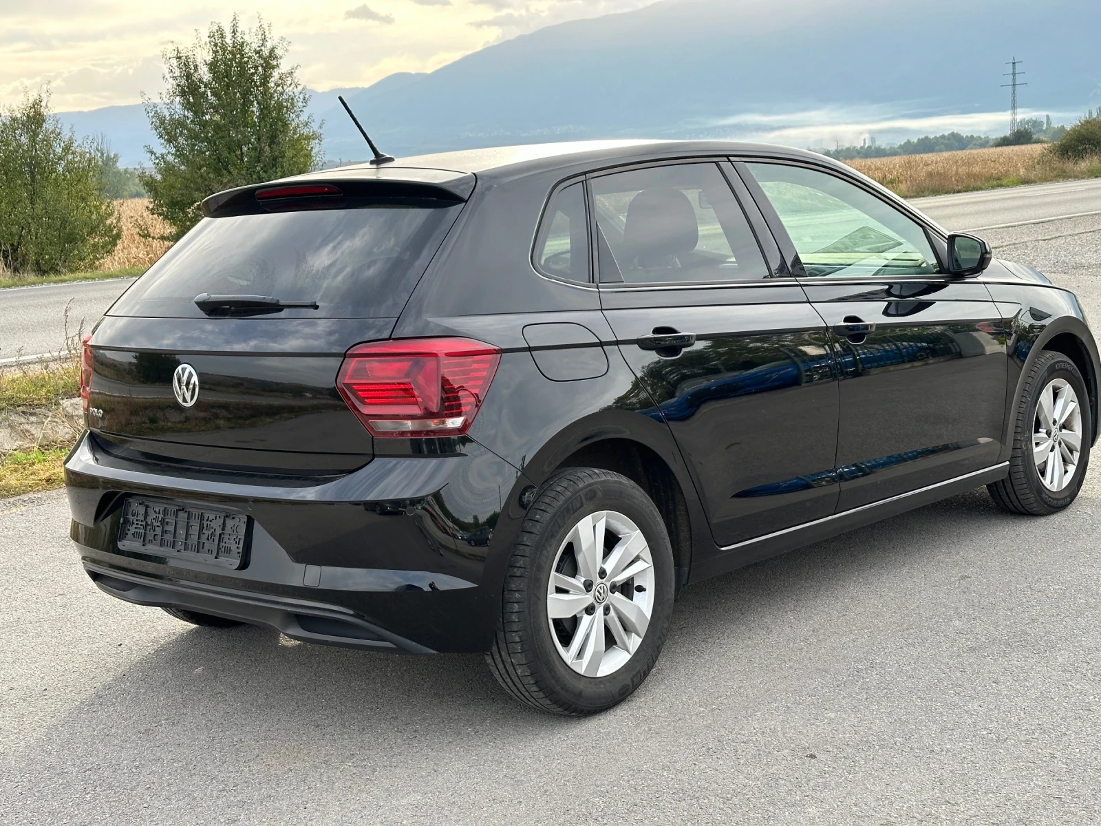 VW Polo 1.6 TDI  - изображение 5