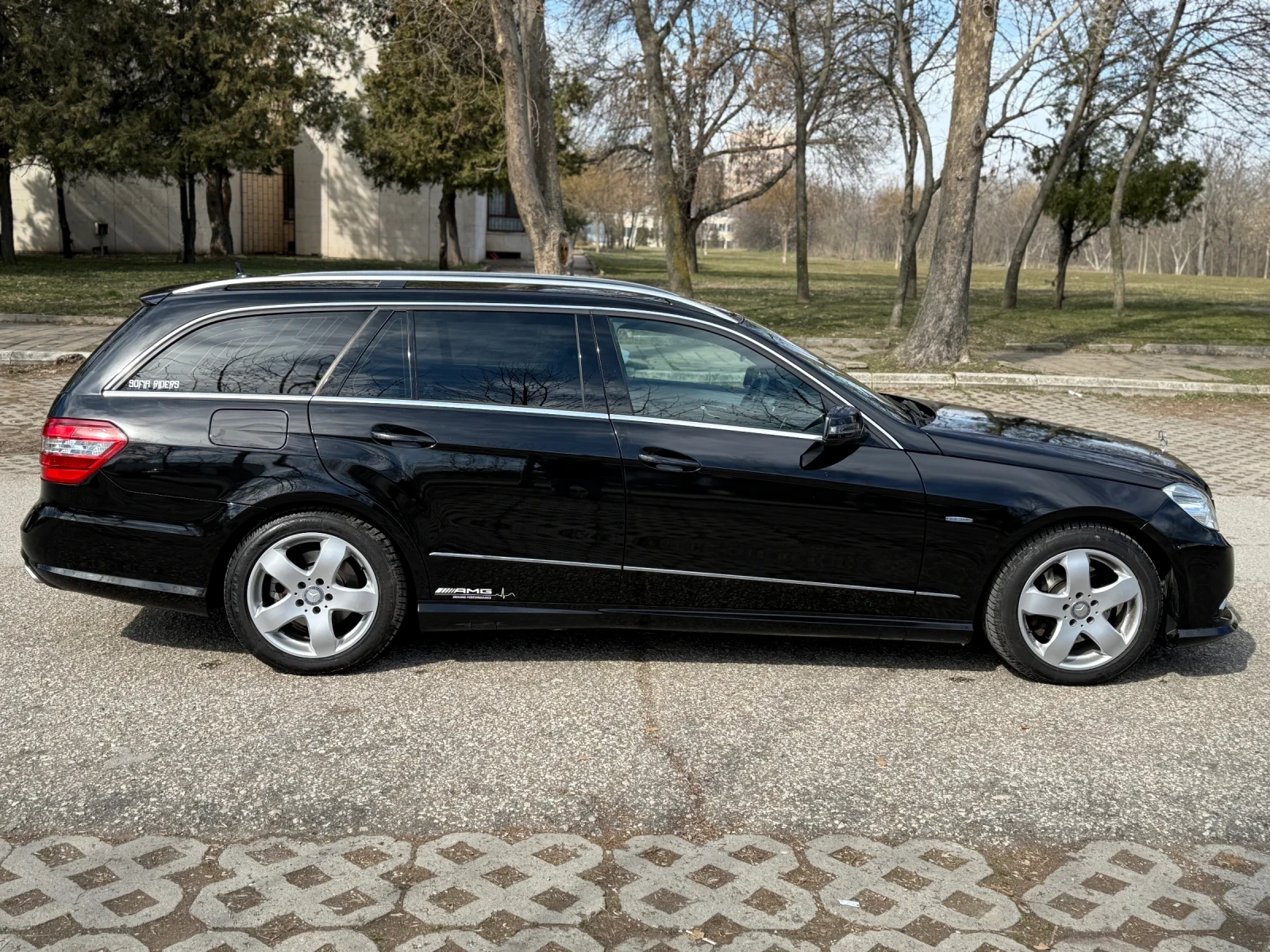 Mercedes-Benz E 350 AMG Пакет - изображение 3