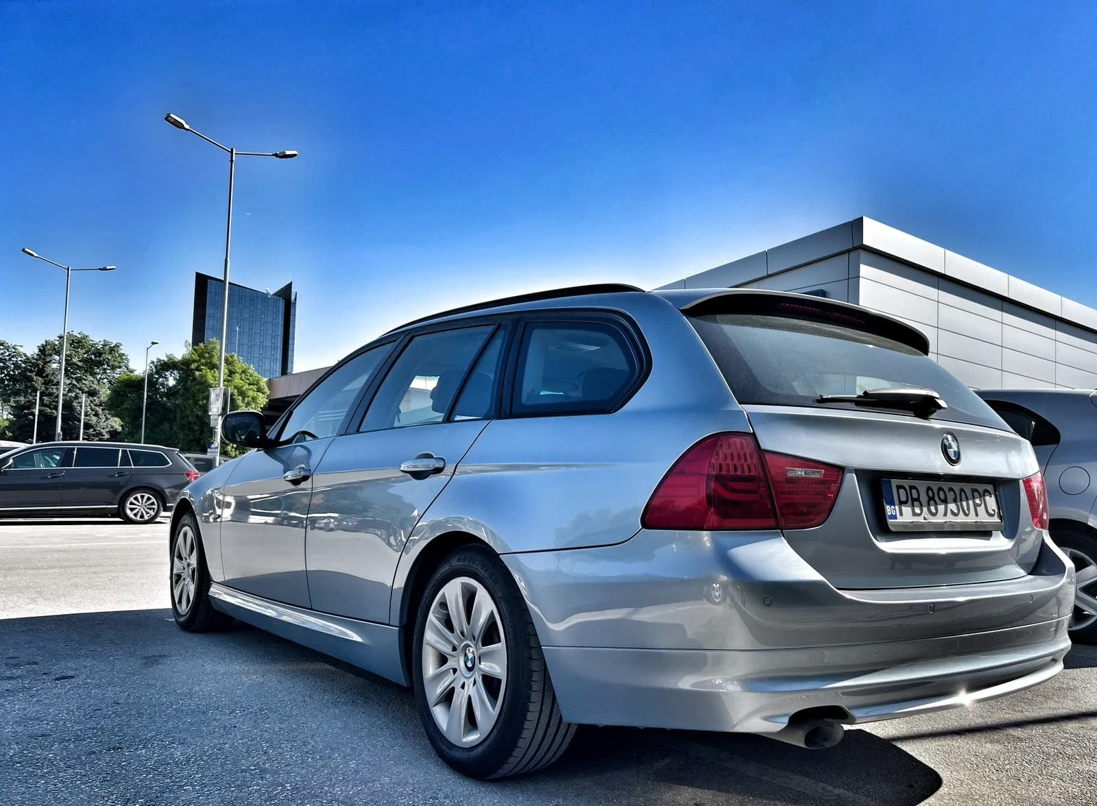 BMW 318  - изображение 9