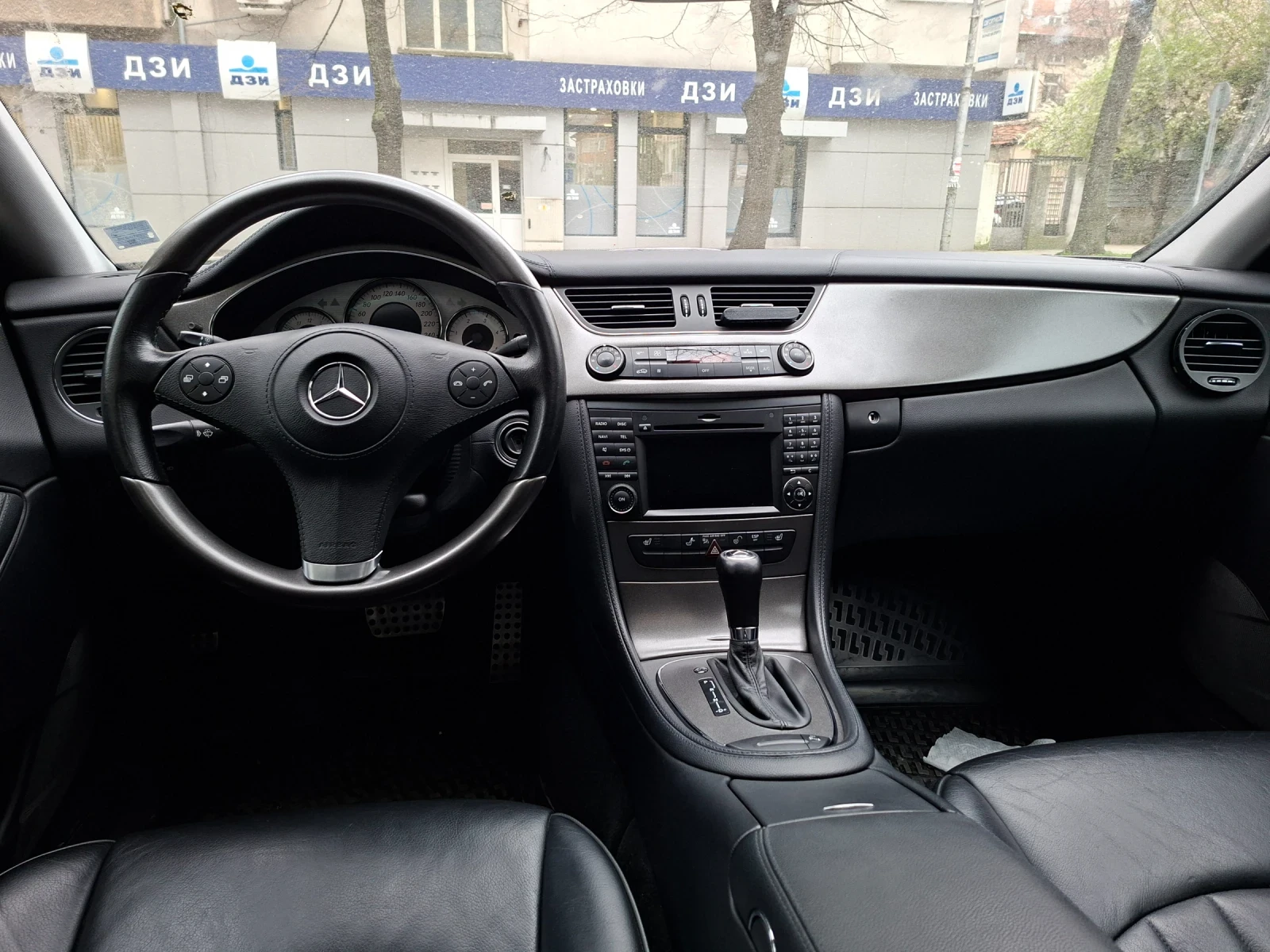 Mercedes-Benz CLS 320, снимка 14 - Автомобили и джипове - 54103657