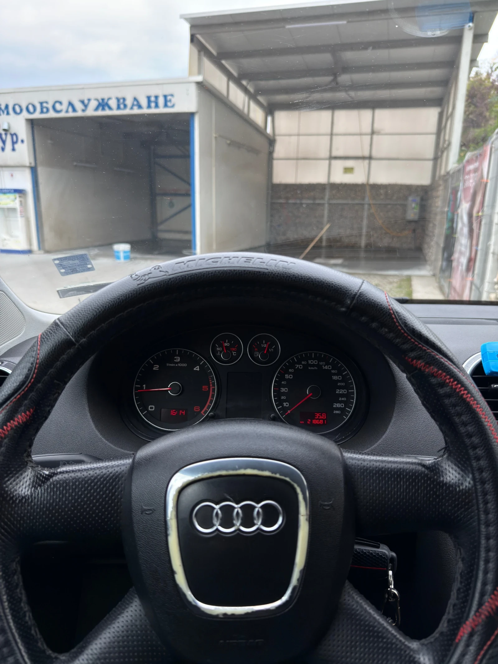 Audi A3 1.6 TDI | Mobile.bg   11