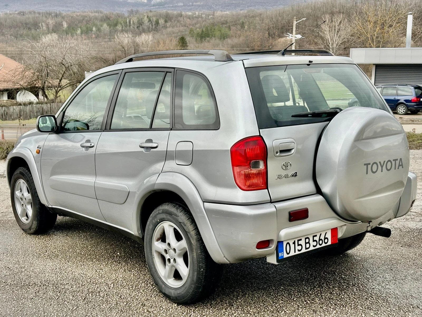 Toyota Rav4 2.0D4D 216 хил км  - изображение 5