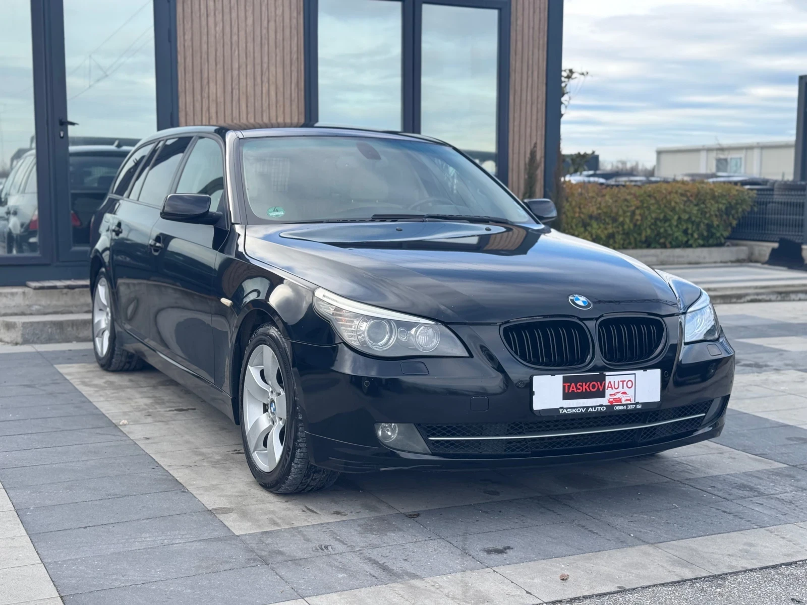 BMW 530 FaceLift* Xdrive | Mobile.bg � ����������� 3
