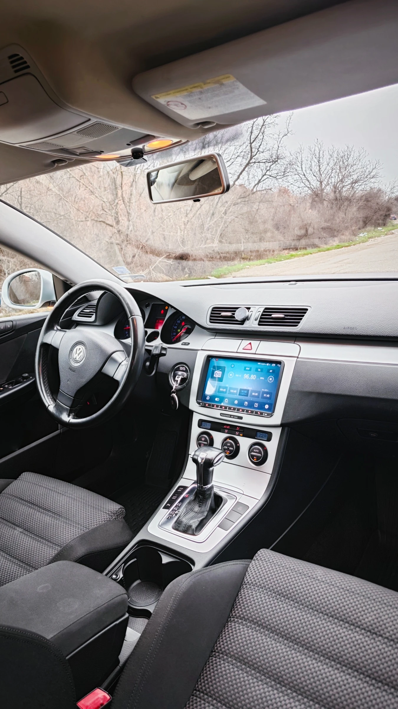 VW Passat 2.0 TDI 6-DSG + NAVI | Mobile.bg � ����������� 11