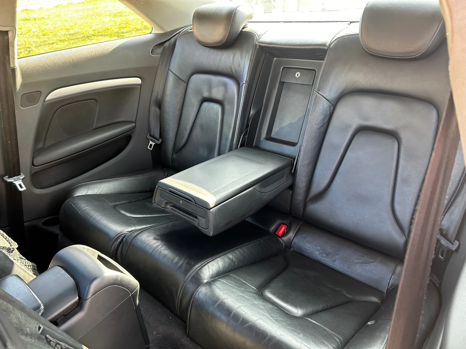 Audi A5 3.0TDI, снимка 10 - Автомобили и джипове - 53746966