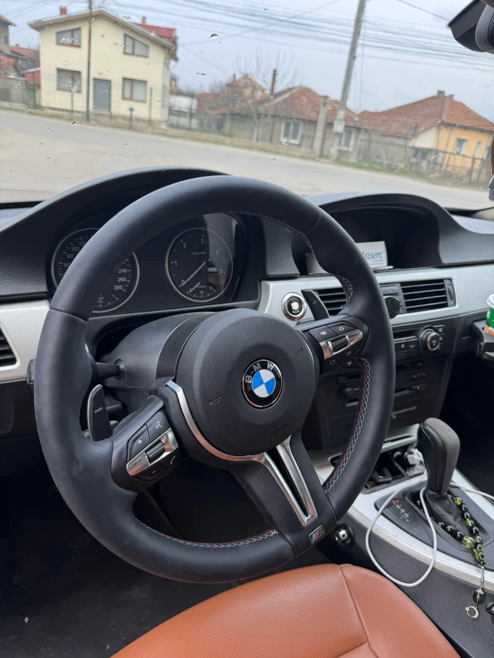 BMW 330 xDrive + xDelete, снимка 7 - Автомобили и джипове - 54359770