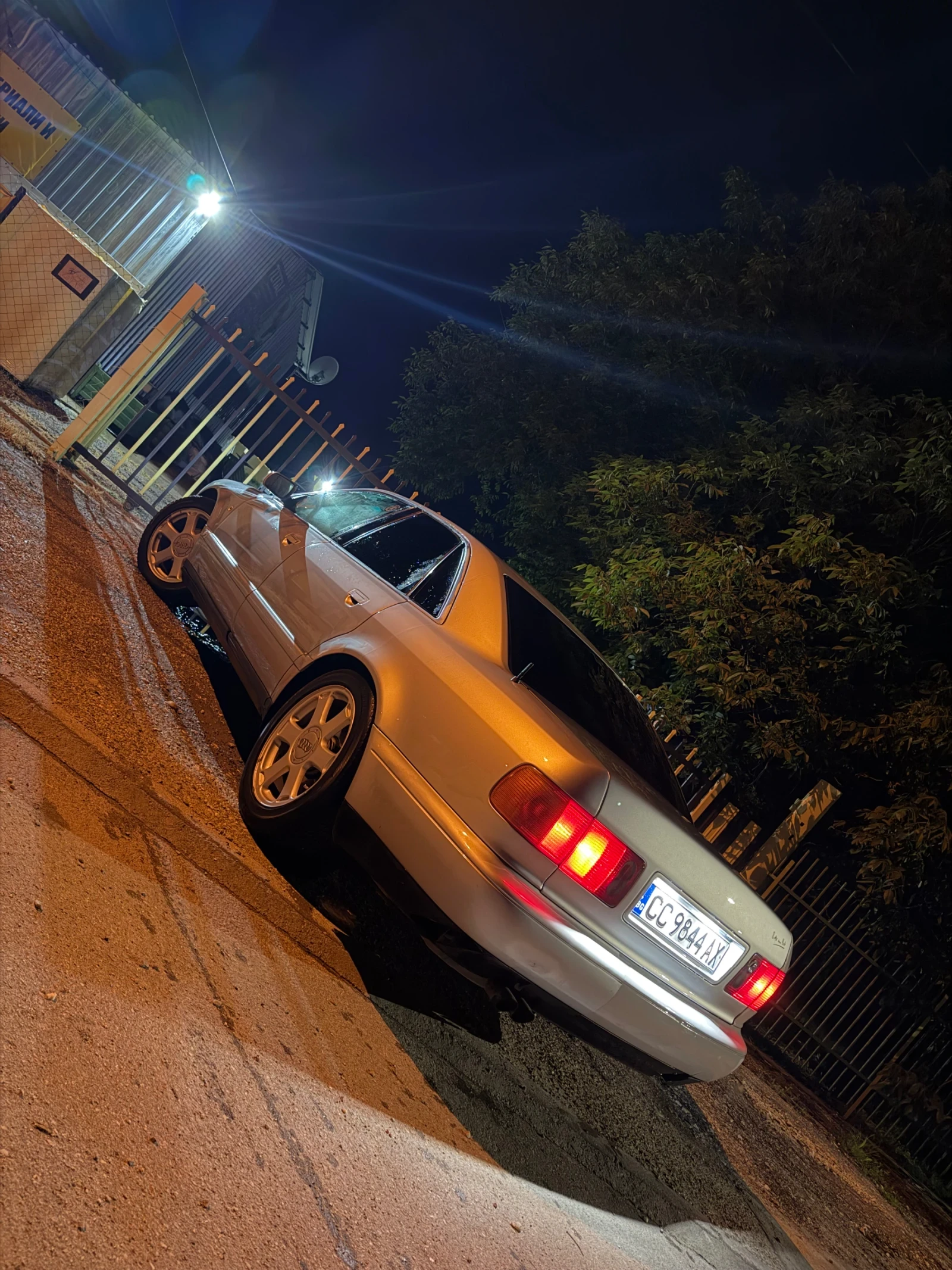 Audi A8 D2;3.7 V8;LPG;KOJA;TOP TOP