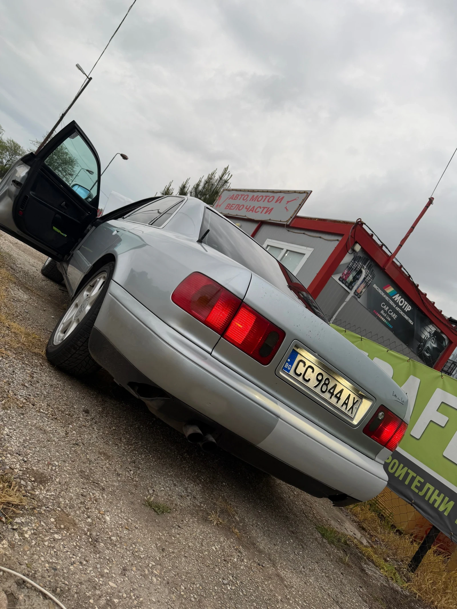 Audi A8 D2;3.7 V8;LPG;KOJA;TOP TOP, снимка 10 - Автомобили и джипове - 54713623