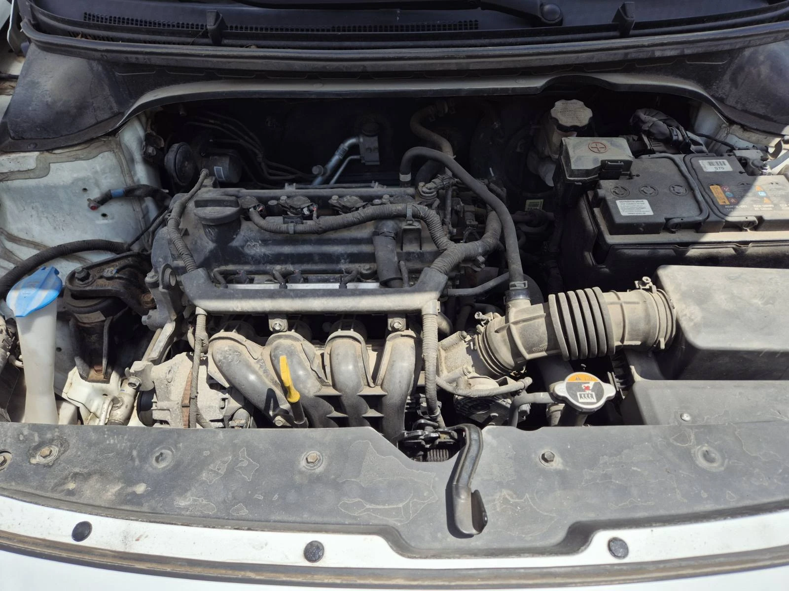 Hyundai I20, снимка 16 - Автомобили и джипове - 54760833