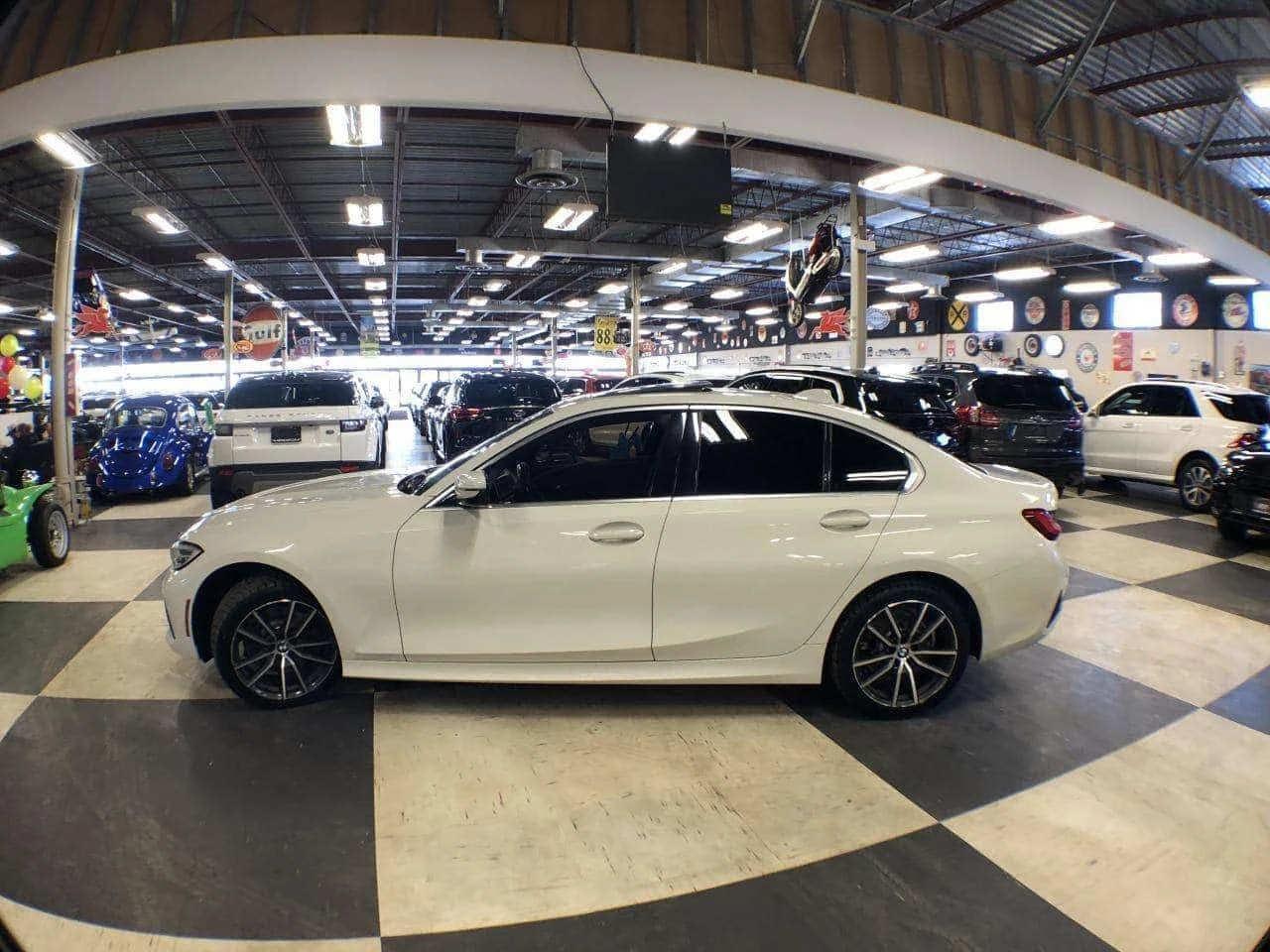 BMW 330 * 330I X DRIVE SPORT PKG LEATHER SUNROOF NAVI CAME, снимка 4 - Автомобили и джипове - 55153504