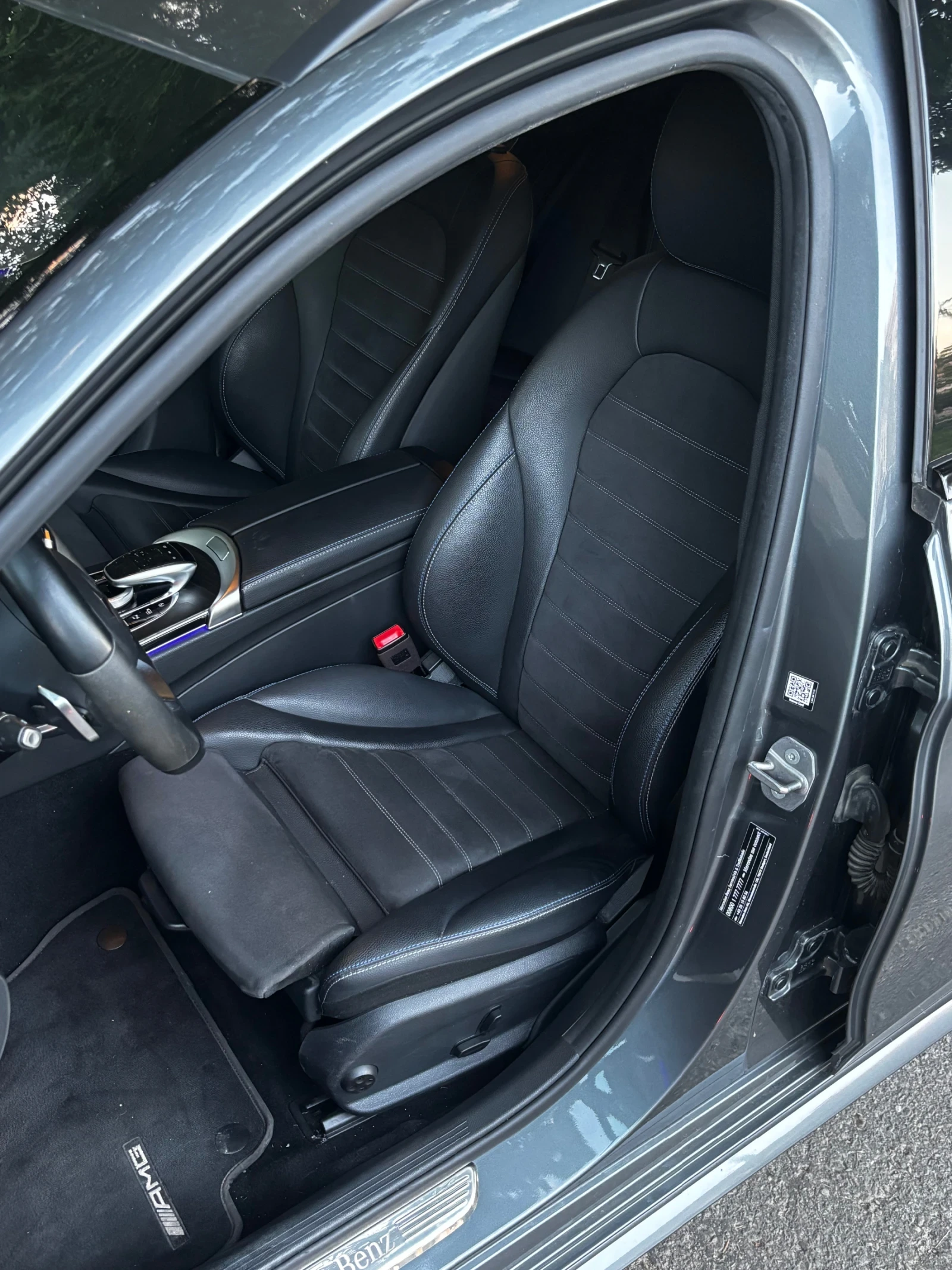 Mercedes-Benz C 300, снимка 12 - Автомобили и джипове - 55466022