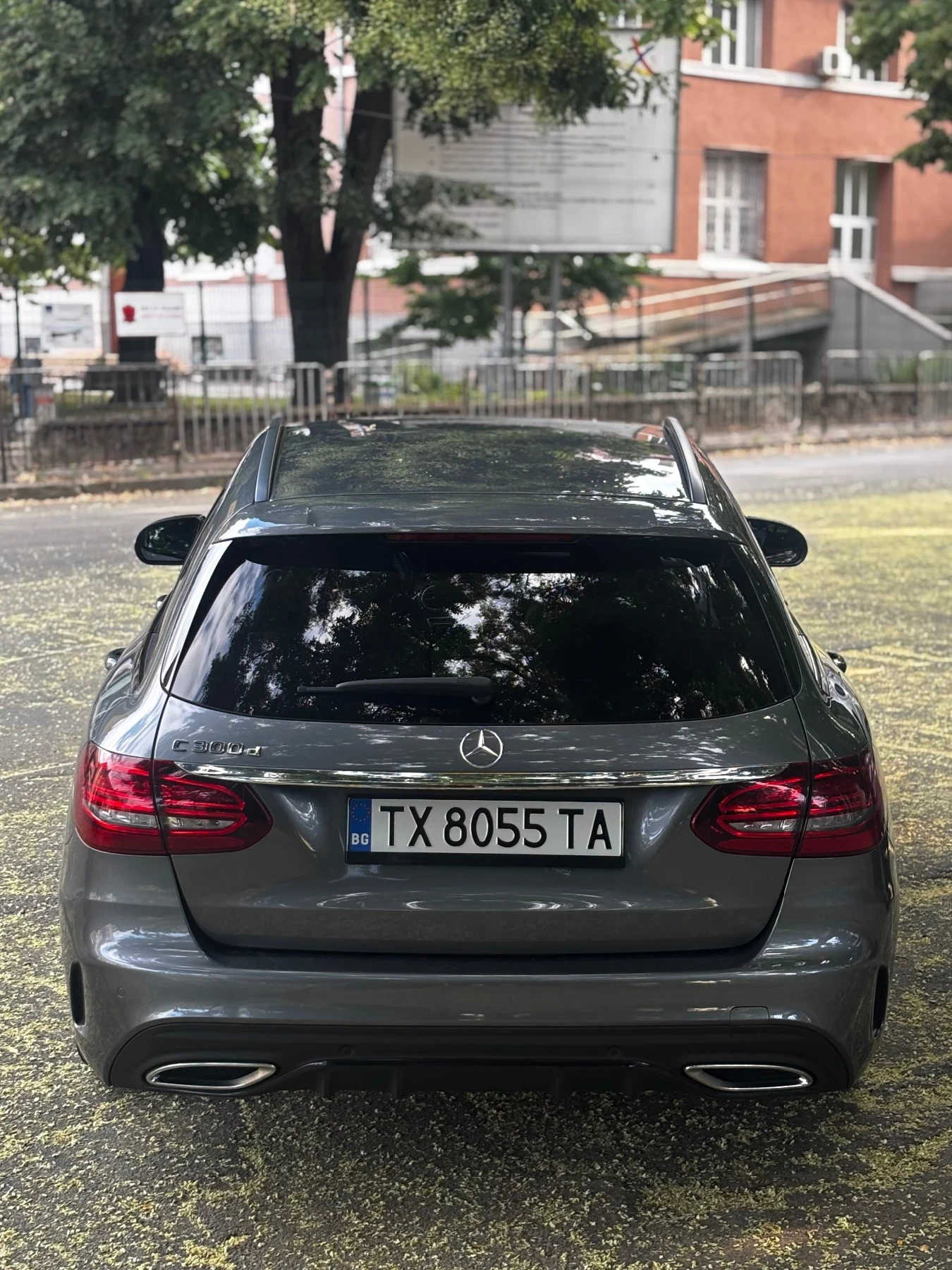 Mercedes-Benz C 300, снимка 2 - Автомобили и джипове - 55466022