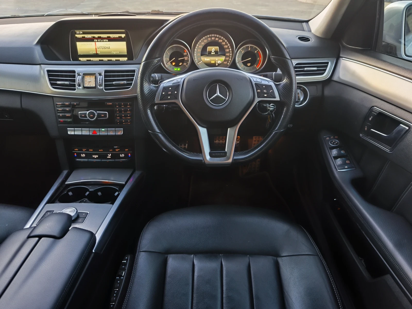 Mercedes-Benz E 350 d AMG LINE , снимка 11 - Автомобили и джипове - 55494605