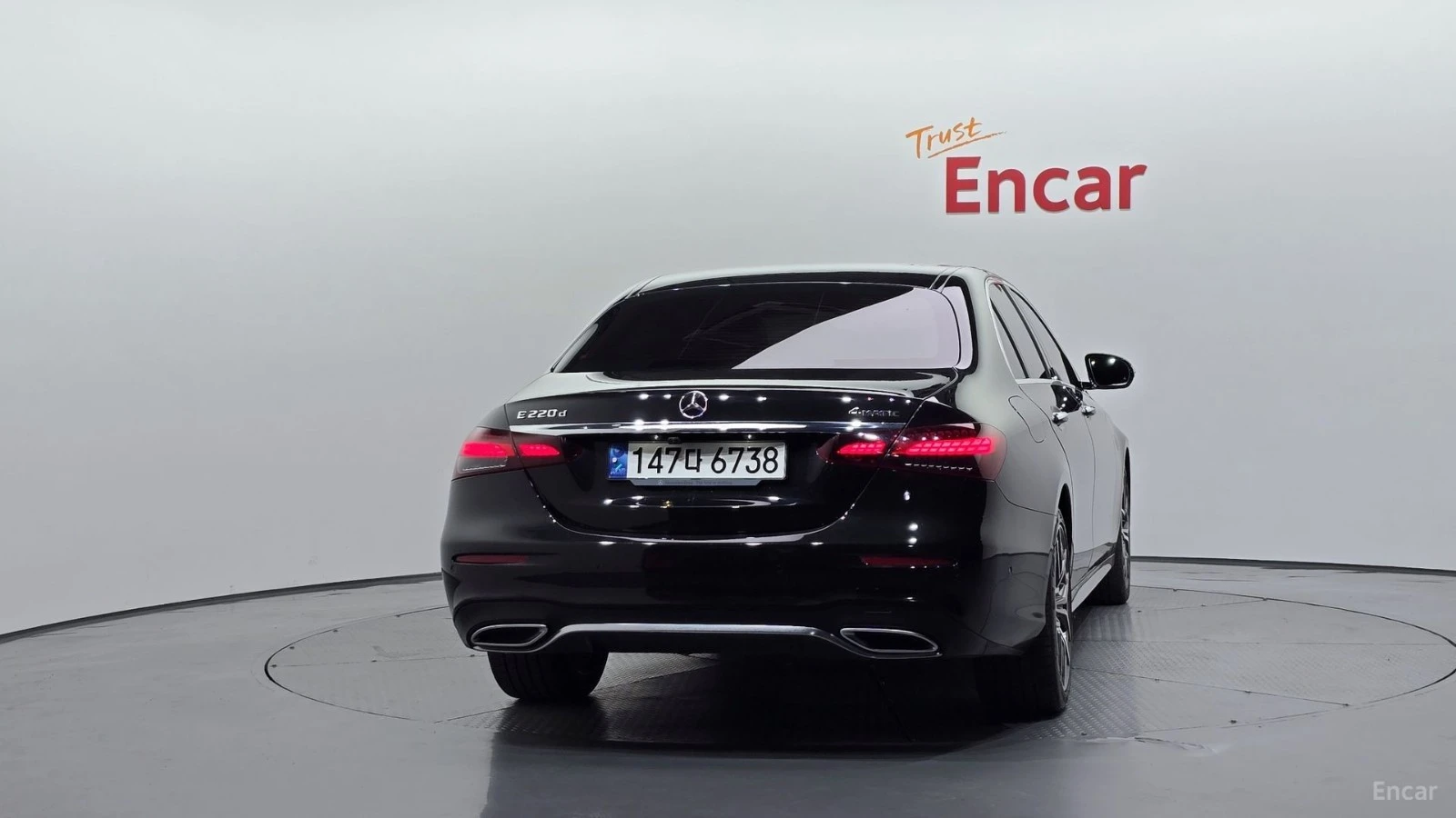 Mercedes-Benz E 220 4MATIC/AMG-LINE/DRIVE-ASSISTS/SUNROOF | Mobile.bg � ����������� 4