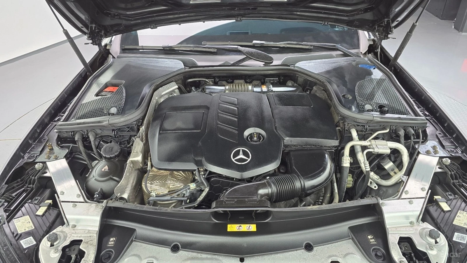 Mercedes-Benz E 220 4MATIC/AMG-LINE/DRIVE-ASSISTS/SUNROOF | Mobile.bg � ����������� 17