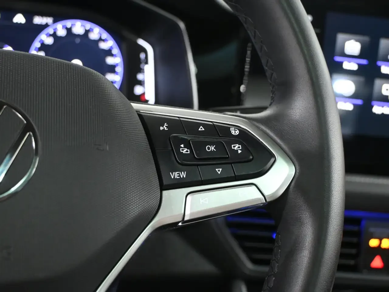 VW Jetta Comfortline  SPORT Leather Sunroof Adaptive | Mobile.bg � ����������� 15