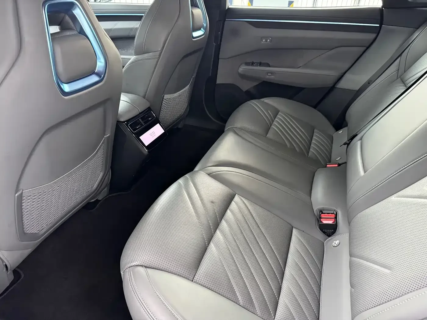 Zeekr 001 ME Edition 100kWh AWD, снимка 6 - Автомобили и джипове - 56704050