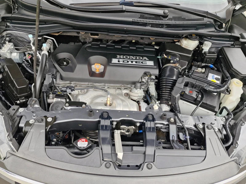 Honda Cr-v 2.2 i-DTEC, снимка 8 - Автомобили и джипове - 47301580