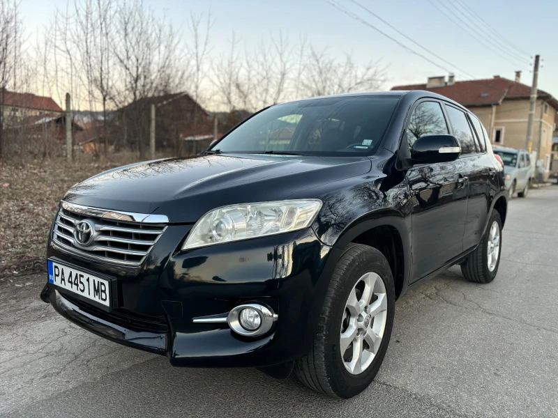 Toyota Rav4 2.2 D4D , снимка 2 - Автомобили и джипове - 49392279