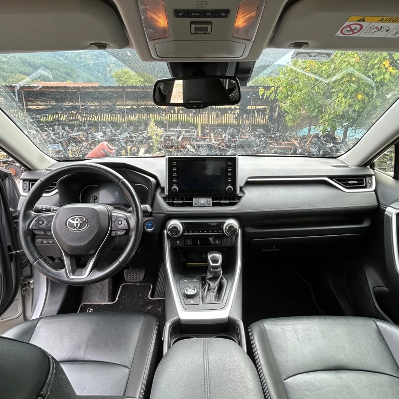 Toyota Rav4 2.5 Hybrid, снимка 6 - Автомобили и джипове - 51905314
