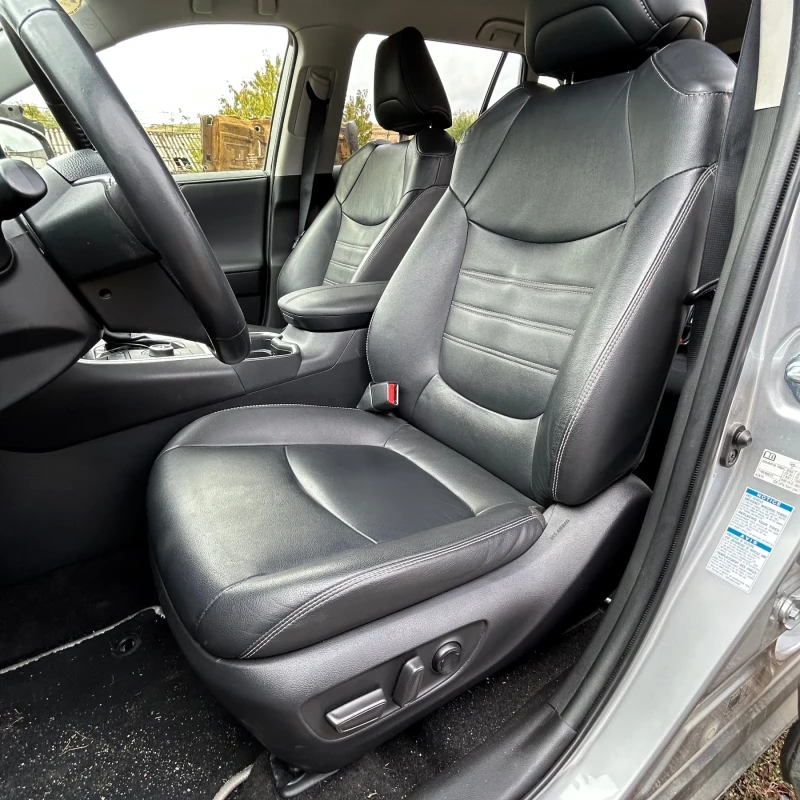 Toyota Rav4 2.5 Hybrid, снимка 5 - Автомобили и джипове - 51905314
