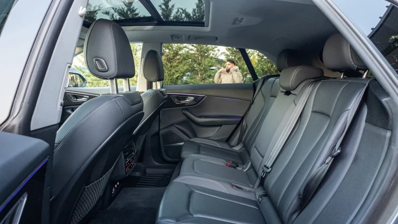 Audi Q8 55TFSI QUATTRO FULL S LINE ПАНОРАМА ЛИЗИНГ 100%, снимка 15 - Автомобили и джипове - 52149757
