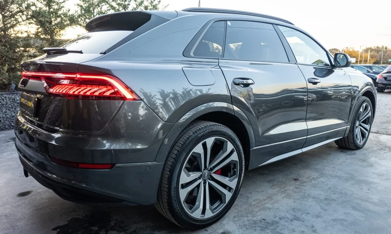 Audi Q8 55TFSI QUATTRO FULL S LINE ПАНОРАМА ЛИЗИНГ 100%, снимка 9 - Автомобили и джипове - 52149757