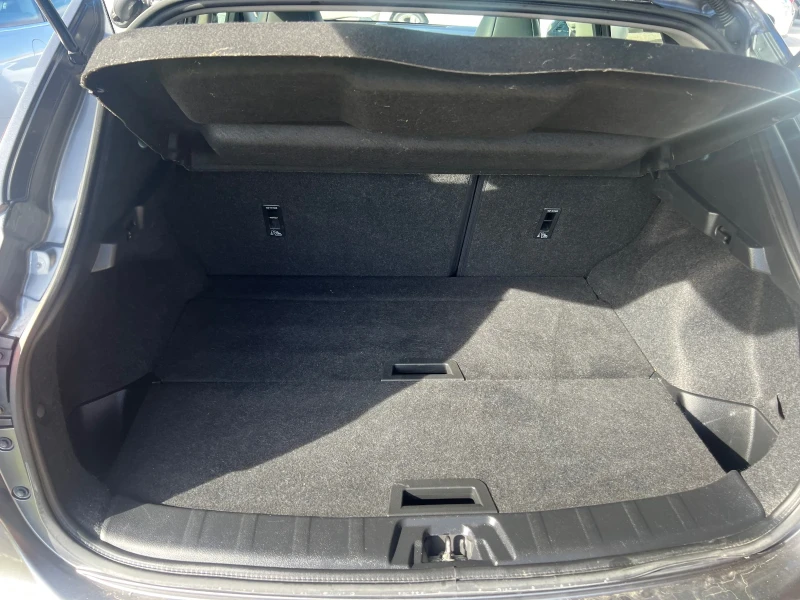 Nissan Qashqai 1.5dci PANORAMA, снимка 16 - Автомобили и джипове - 52253656