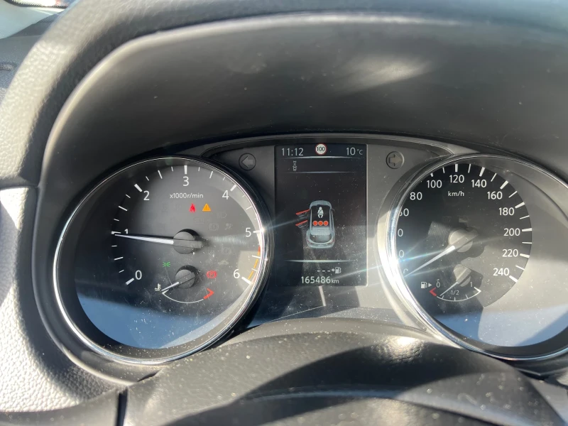 Nissan Qashqai 1.5dci PANORAMA, снимка 8 - Автомобили и джипове - 52253656