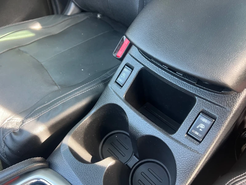 Nissan Qashqai 1.5dci PANORAMA, снимка 12 - Автомобили и джипове - 52253656