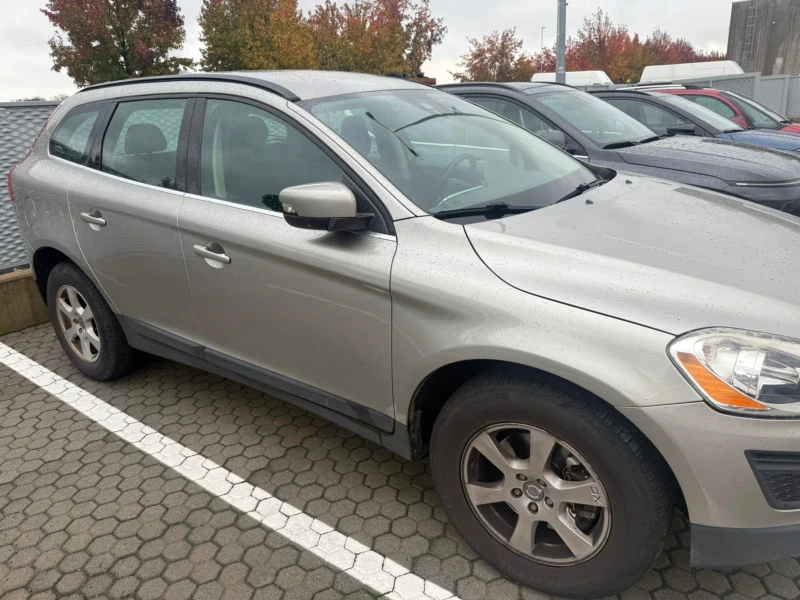 Volvo XC60, снимка 8 - Автомобили и джипове - 52393212