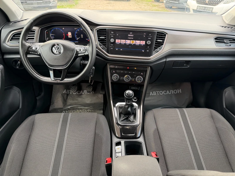 VW T-Roc 1.6TDI SCR ADVNCED BLUEMOTION TECHNOLOGY, снимка 8 - Автомобили и джипове - 52910400