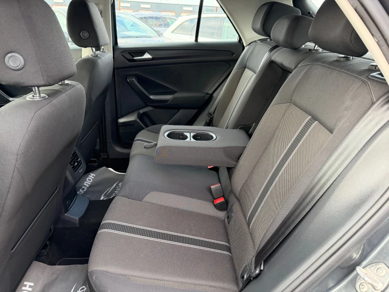 VW T-Roc 1.6TDI SCR ADVNCED BLUEMOTION TECHNOLOGY, снимка 12 - Автомобили и джипове - 52910400