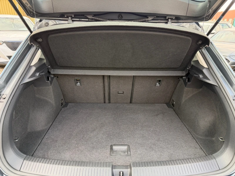 VW T-Roc 1.6TDI SCR ADVNCED BLUEMOTION TECHNOLOGY, снимка 14 - Автомобили и джипове - 52910400