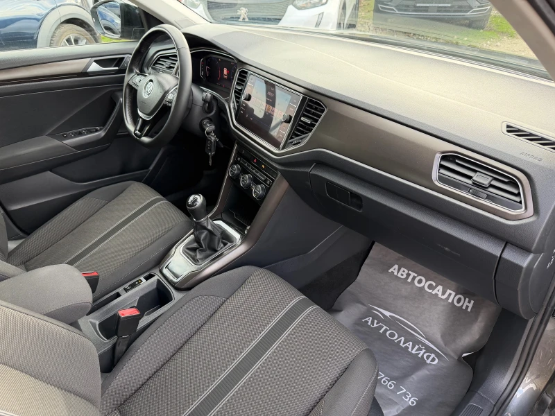 VW T-Roc 1.6TDI SCR ADVNCED BLUEMOTION TECHNOLOGY, снимка 10 - Автомобили и джипове - 52910400