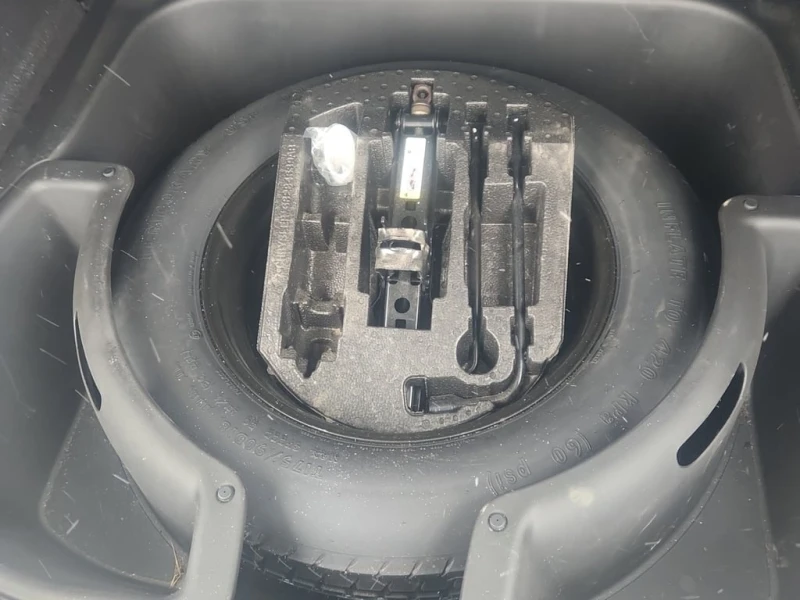 Jeep Grand cherokee 5.7 LIMITED X CARFAX, снимка 15 - Автомобили и джипове - 53188490