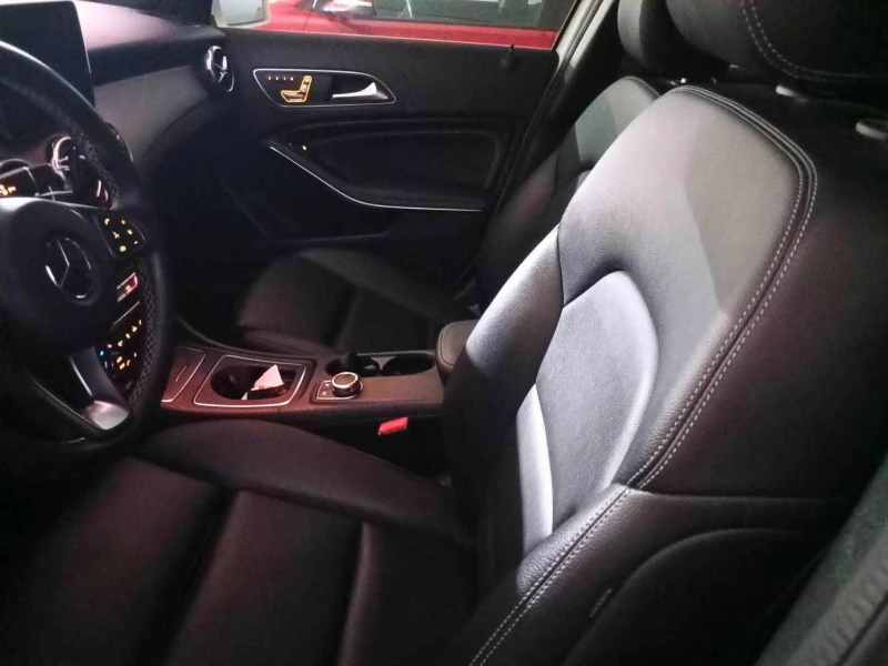 Mercedes-Benz GLA 250 * * CARFAX * * АВТО КРЕДИТ * * , снимка 6 - Автомобили и джипове - 53220126