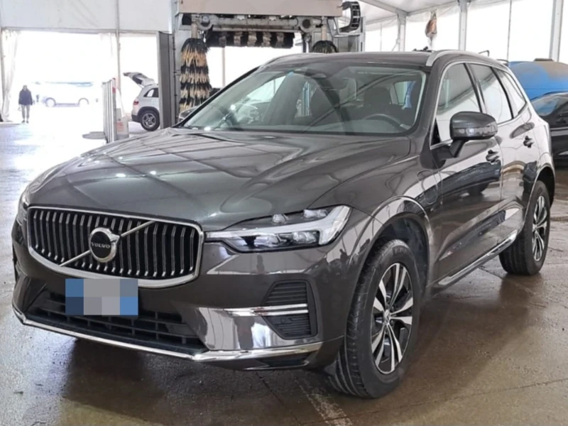 Volvo XC60 AWD Plug-in-Hybrid , снимка 2 - Автомобили и джипове - 53540215