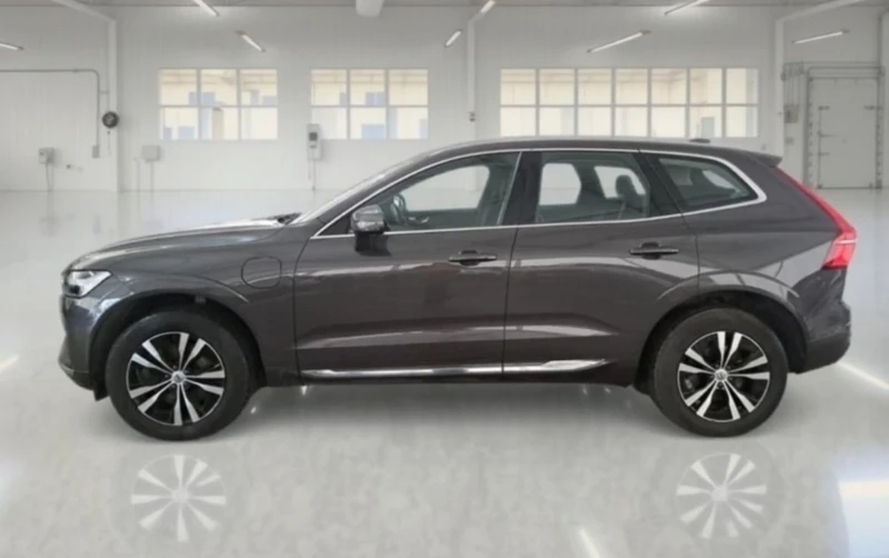 Volvo XC60 AWD Plug-in-Hybrid , снимка 4 - Автомобили и джипове - 53540215