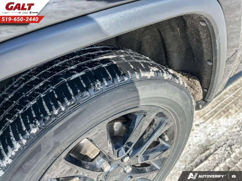 Jeep Grand cherokee * LAREDO | 3.6L | UPLAND PKG | SECURITY & CONV PKG, снимка 8 - Автомобили и джипове - 53593739