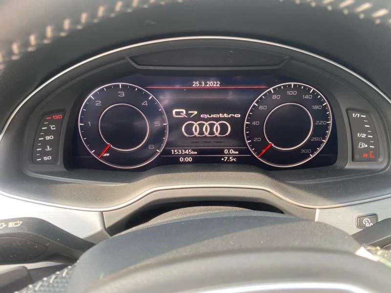 Audi Q7 3.0TDI, снимка 13 - Автомобили и джипове - 36233477