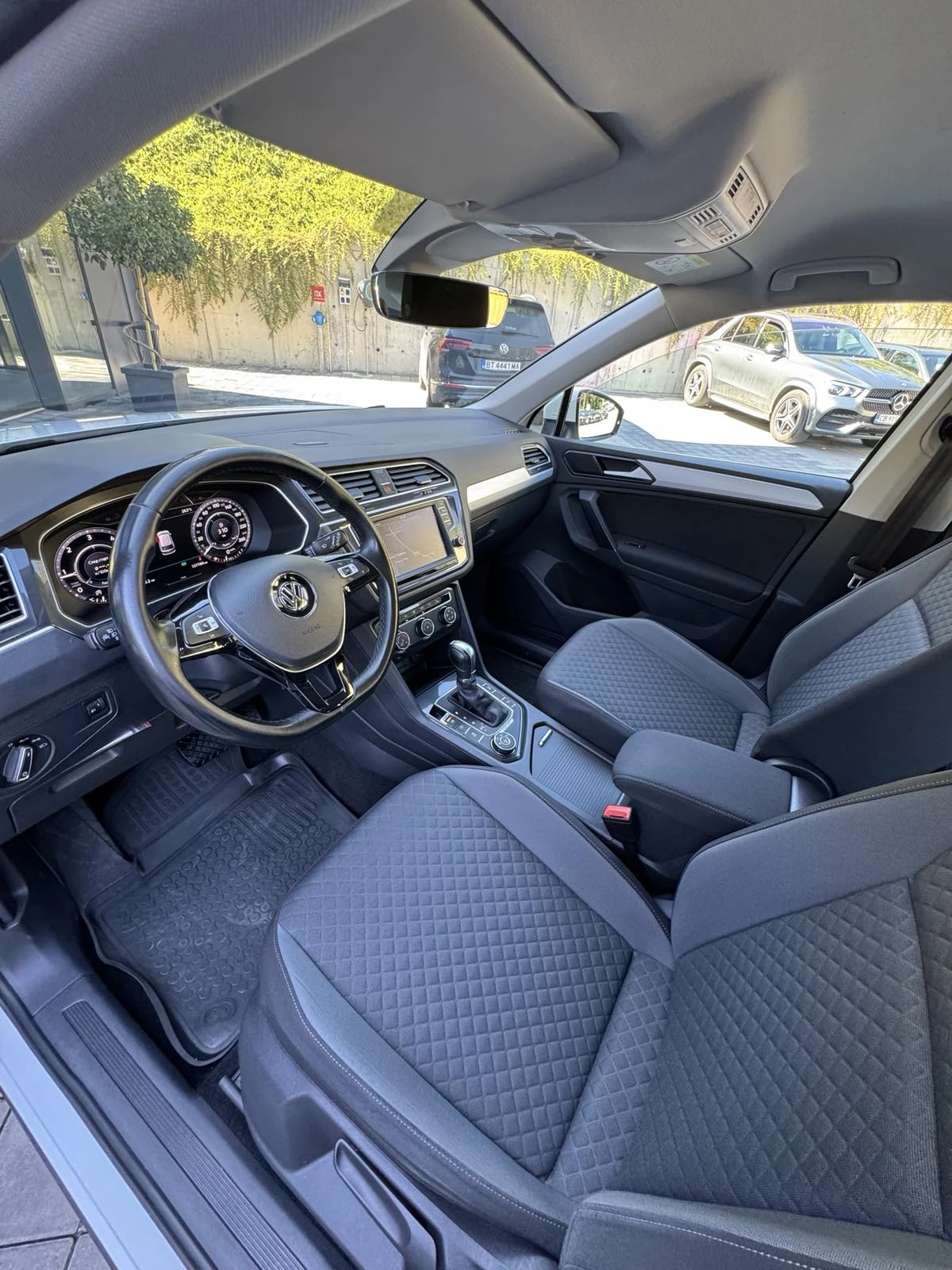 VW Tiguan  - изображение 10