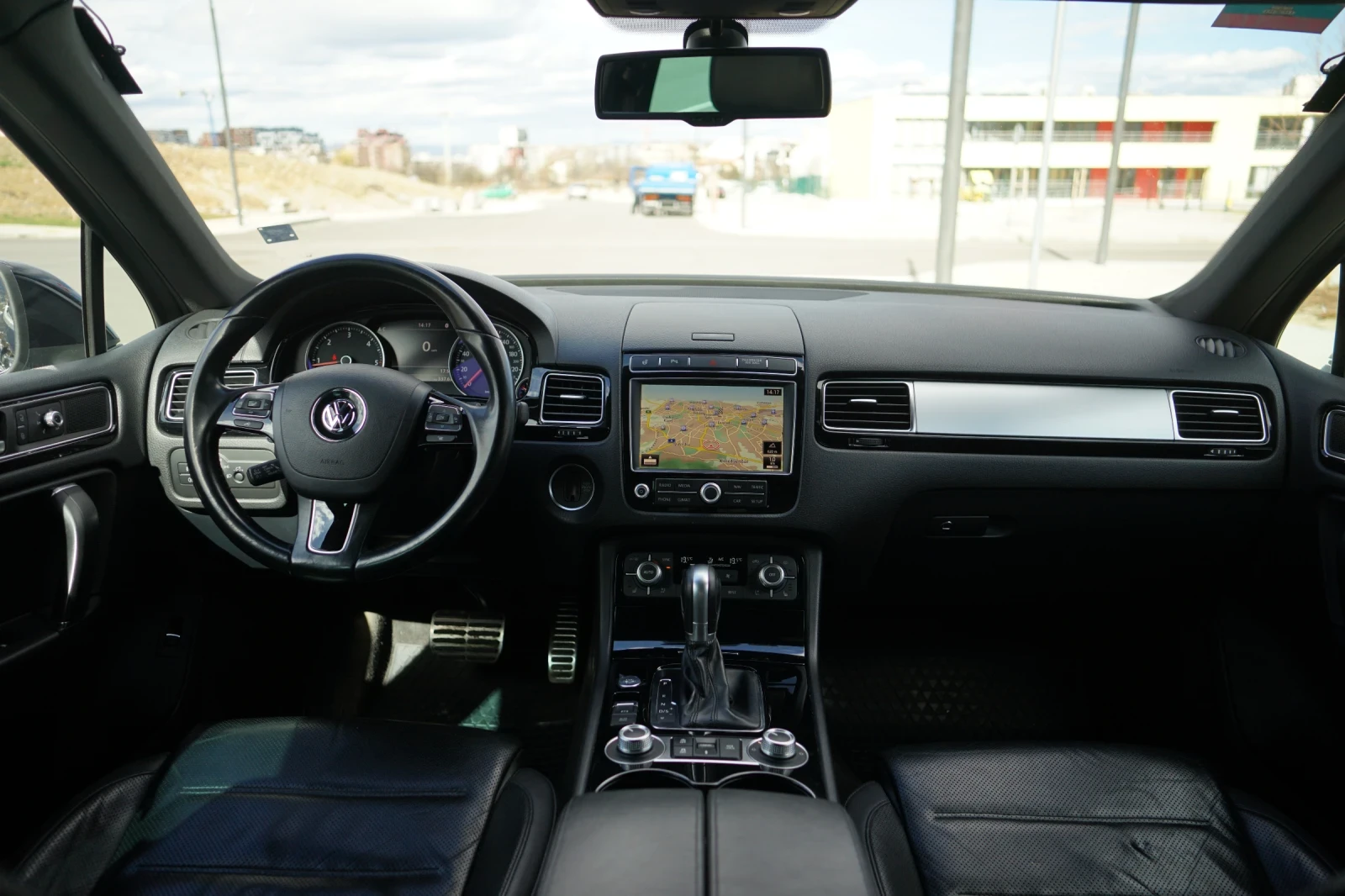 VW Touareg 3.0 TDI - изображение 7